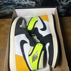 Air Jordan 1 Retro OG High Volt Gold 2021