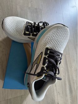 Brooks shoes