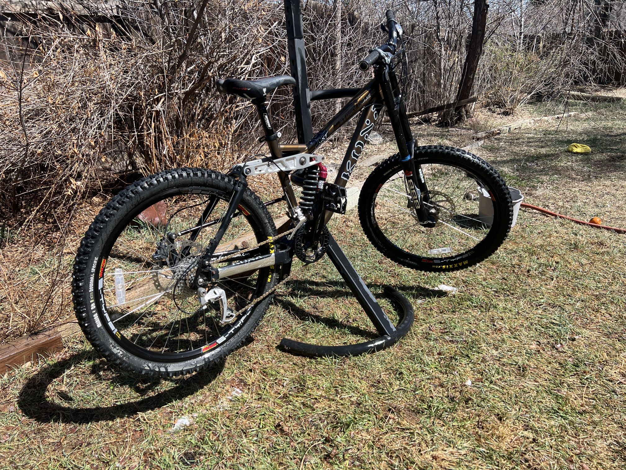 Kona Stinky Deluxe Downhill Mountain Bike 16 for Sale in Littleton CO OfferUp