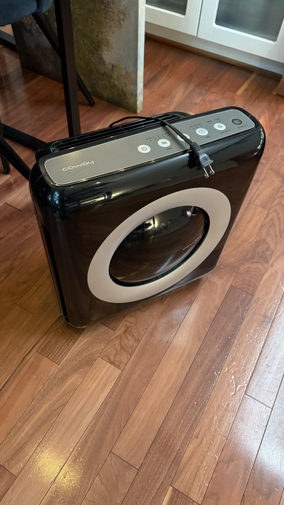 Coway AP-1512HH Mighty Air Purifier with True HEPA and Eco Mode, black/silver