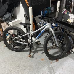 Trek Roscoe 24 Kids Bike for Sale in Oceanport NJ OfferUp
