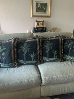 Beautiful Sofa Pillows