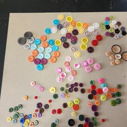 175 craft buttons for card making, scrapbooking ect .