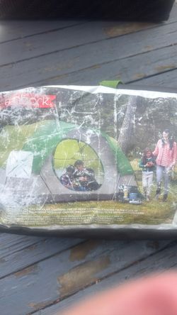 Embark 6 person tent 12ft by 7ft used
