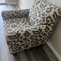Accent Chair 