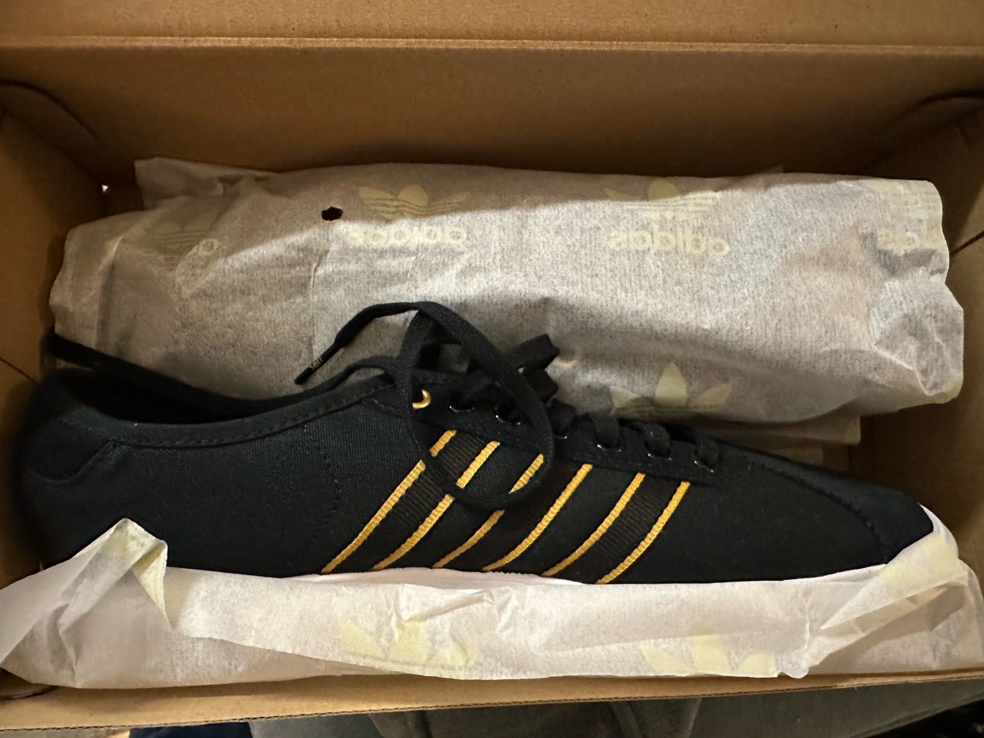 Adidas Delpala x LAFC shoes size 10 1/2