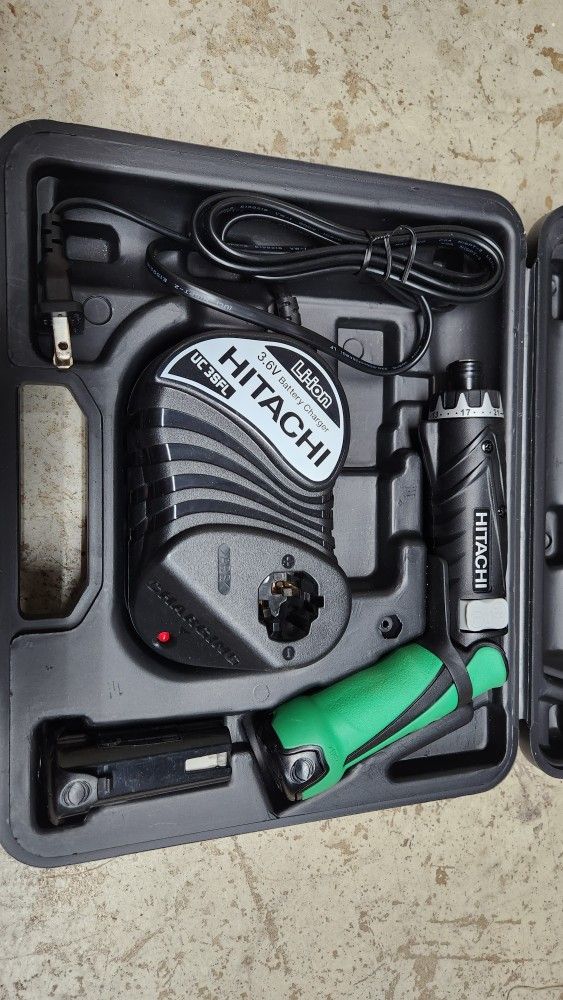 Hitachi Electric Screw Driver DB 3DL2