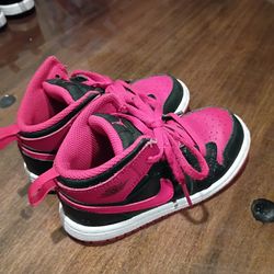 Kids Jordan 1s