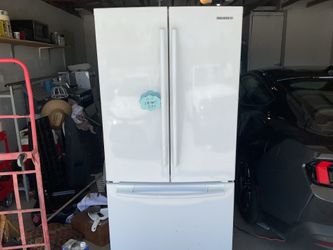 Refrigerator for sale
