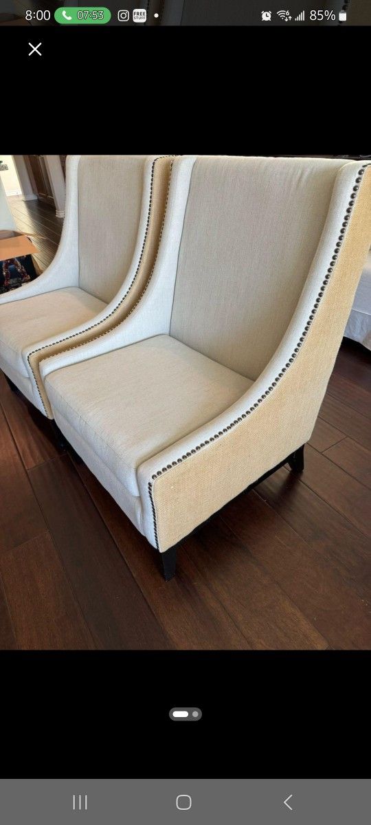 Accent Chairs