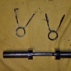 One Olympic Dumbbell Handle With Collars