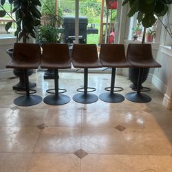 5 Bar Stools 