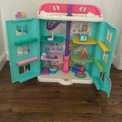 Gabby Doll house