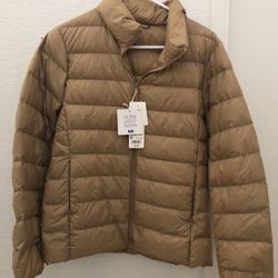 Brand NEW With Tags- Ultra Light Down  Uni Qlo  Puffy