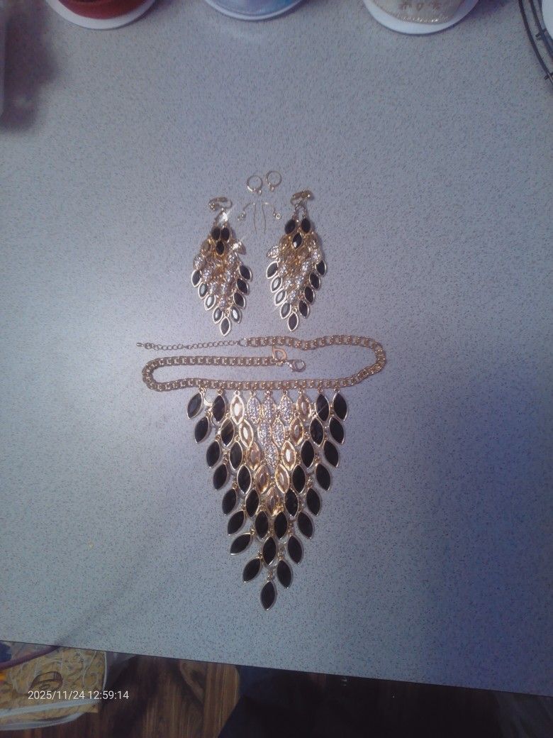 Vintage Costume Jewelry.