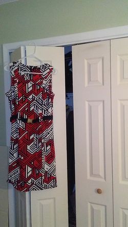 Red/white/black print dress size 10