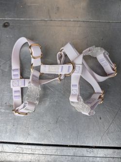 Sunny Tails Adjustable Dog Harness – Lavender/White + Gold Hardware