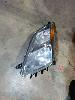 Toyota Prius Second Generation Headlight Driver Side