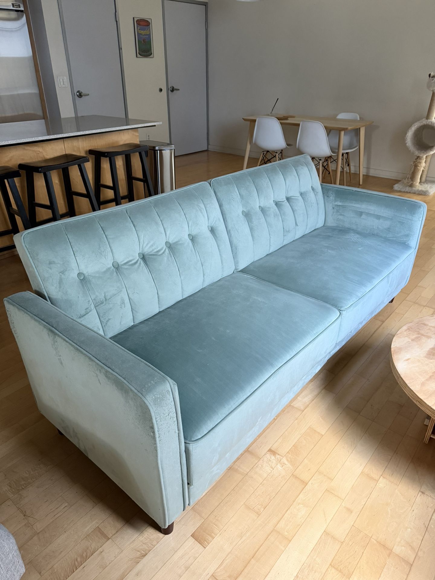Sofa / Sofa bed in green velvet