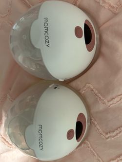 Momcozy breast pump