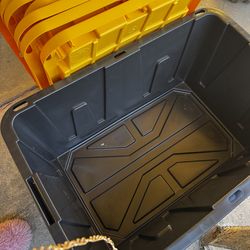 Storage bins