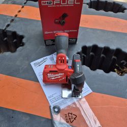 Milwaukee M12 FUEL 3 in. Cut Off Saw (Tool-Only)