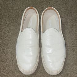 White Soludos 