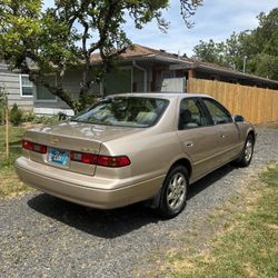 1999 Toyota Camry