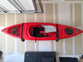 9 ft. New Pelican Kayak