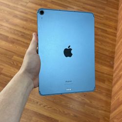 iPad Air 5th 64GB WiFi Cellular Used 