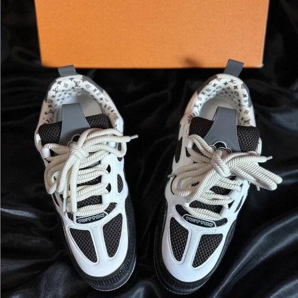 Black Lv Skates