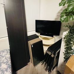 IKEA Besta Storage Cabinets - Glossy Finish / Glass Door