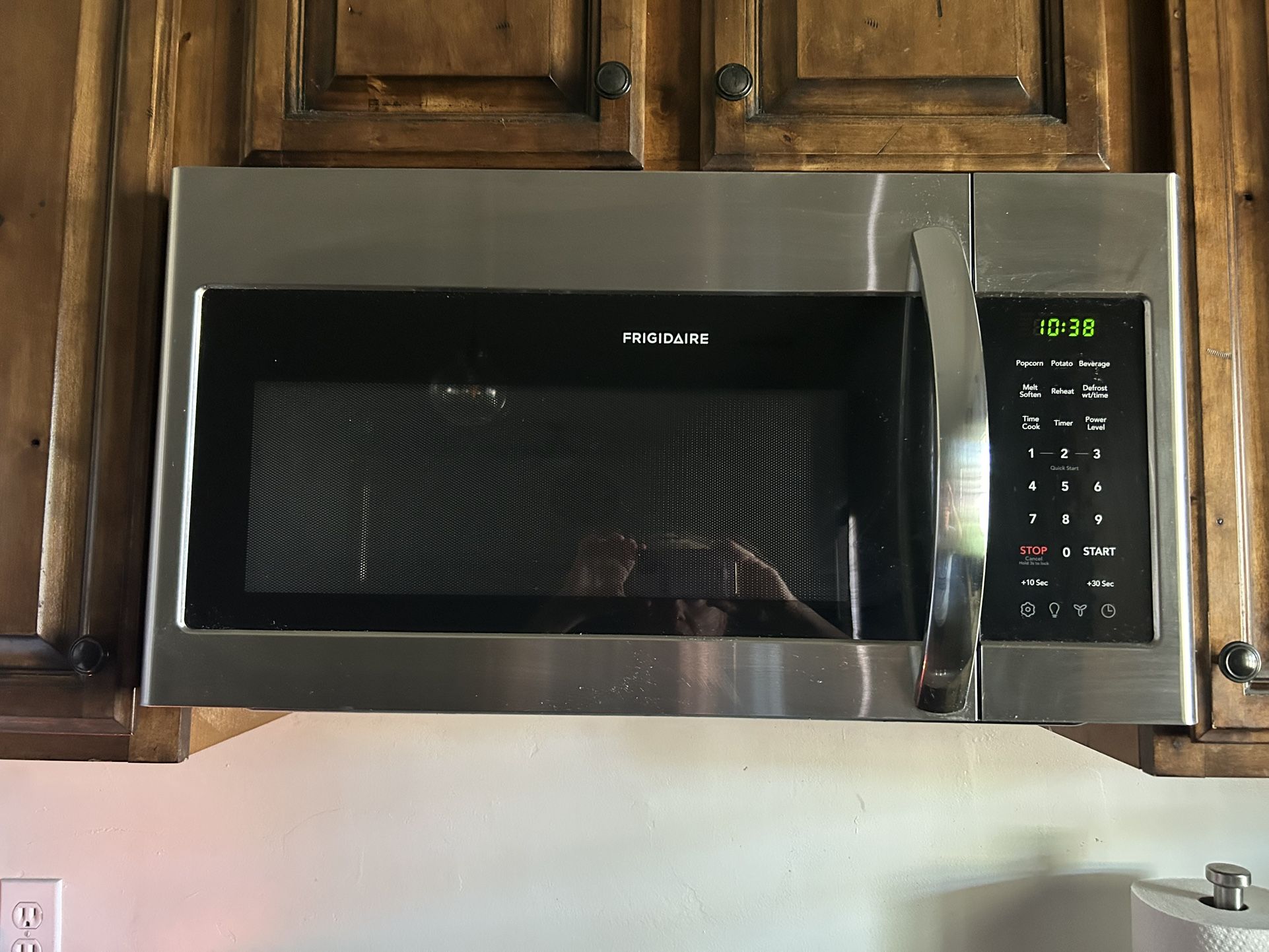 Frigidaire Microwave Oven
