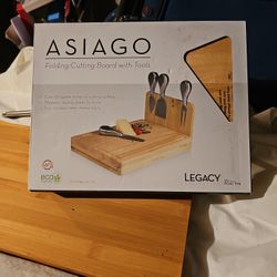 Asiago- Folding Cheese Board