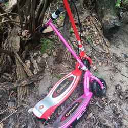 E100 electric razor scooters