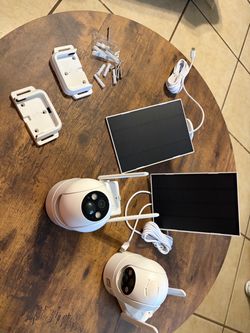 Solar-Powered Outdoor Security Camera 2-Pack