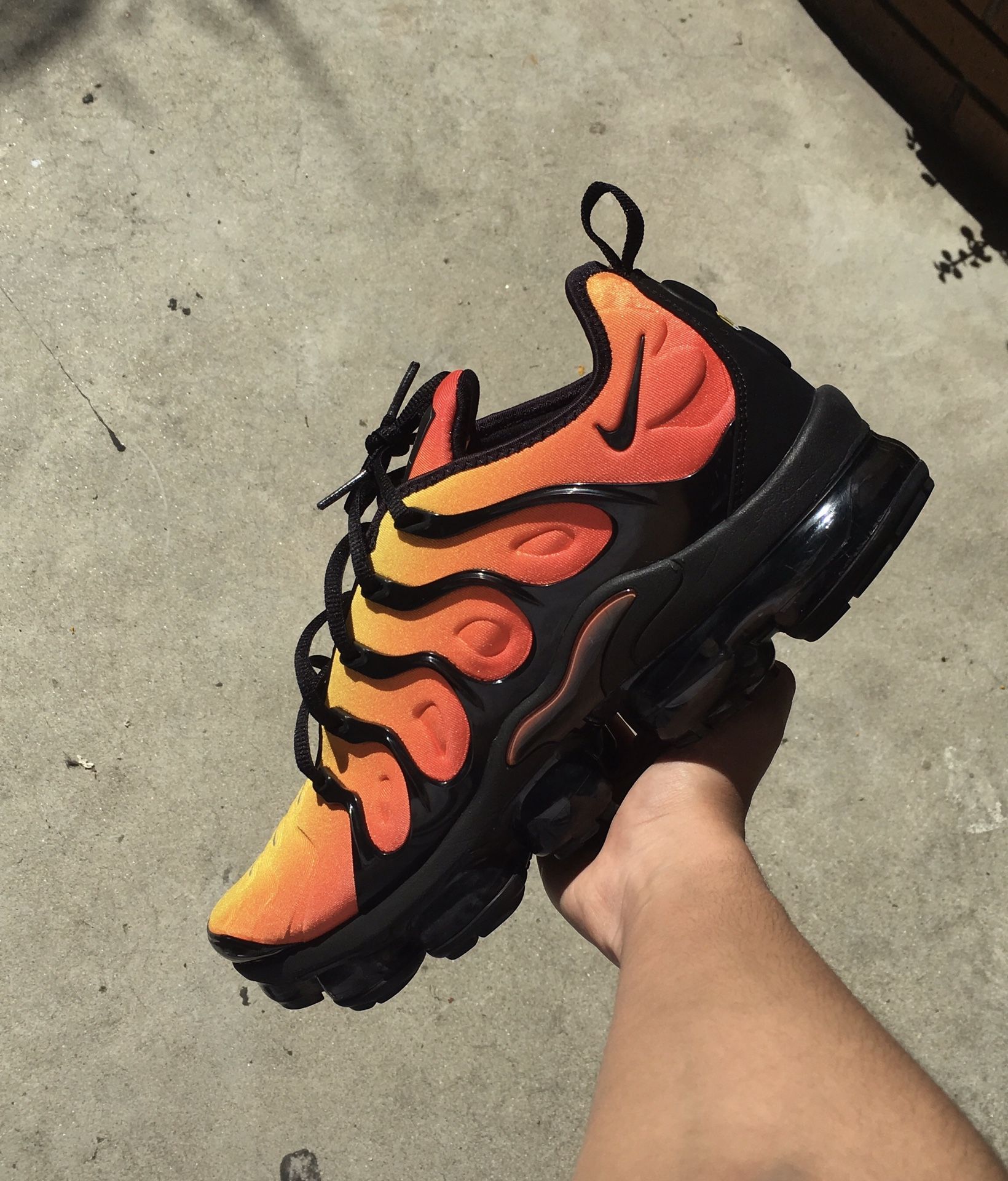 Nike Vapormax Plus “Sunset”