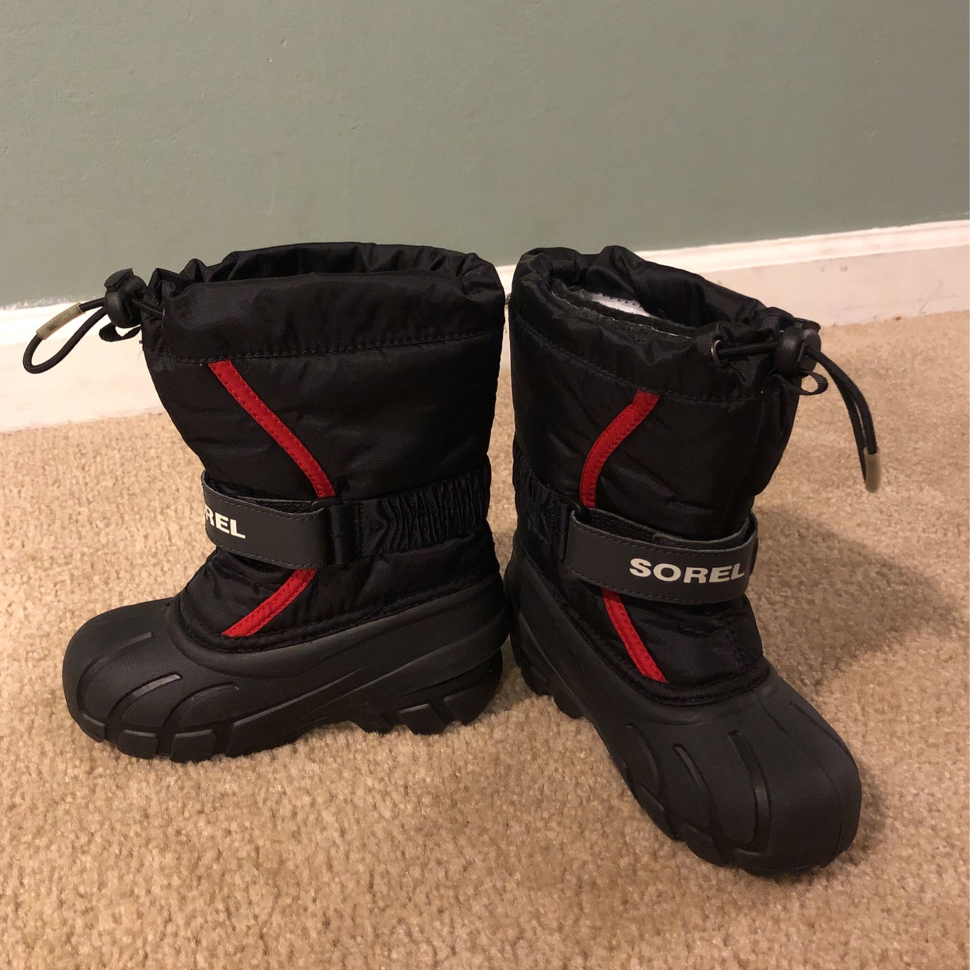 Boots For Snow Size 10 .
