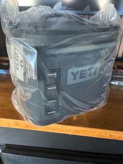 Yeti cooler hopper 8