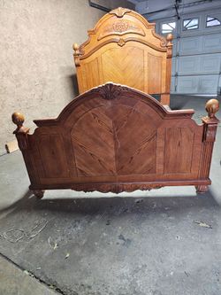free QUEEN wood bed frame