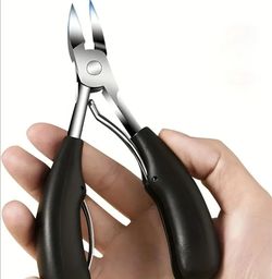 Nail clipper