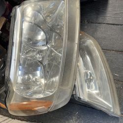 Headlights For Jeep cherokee 99-04 OEM