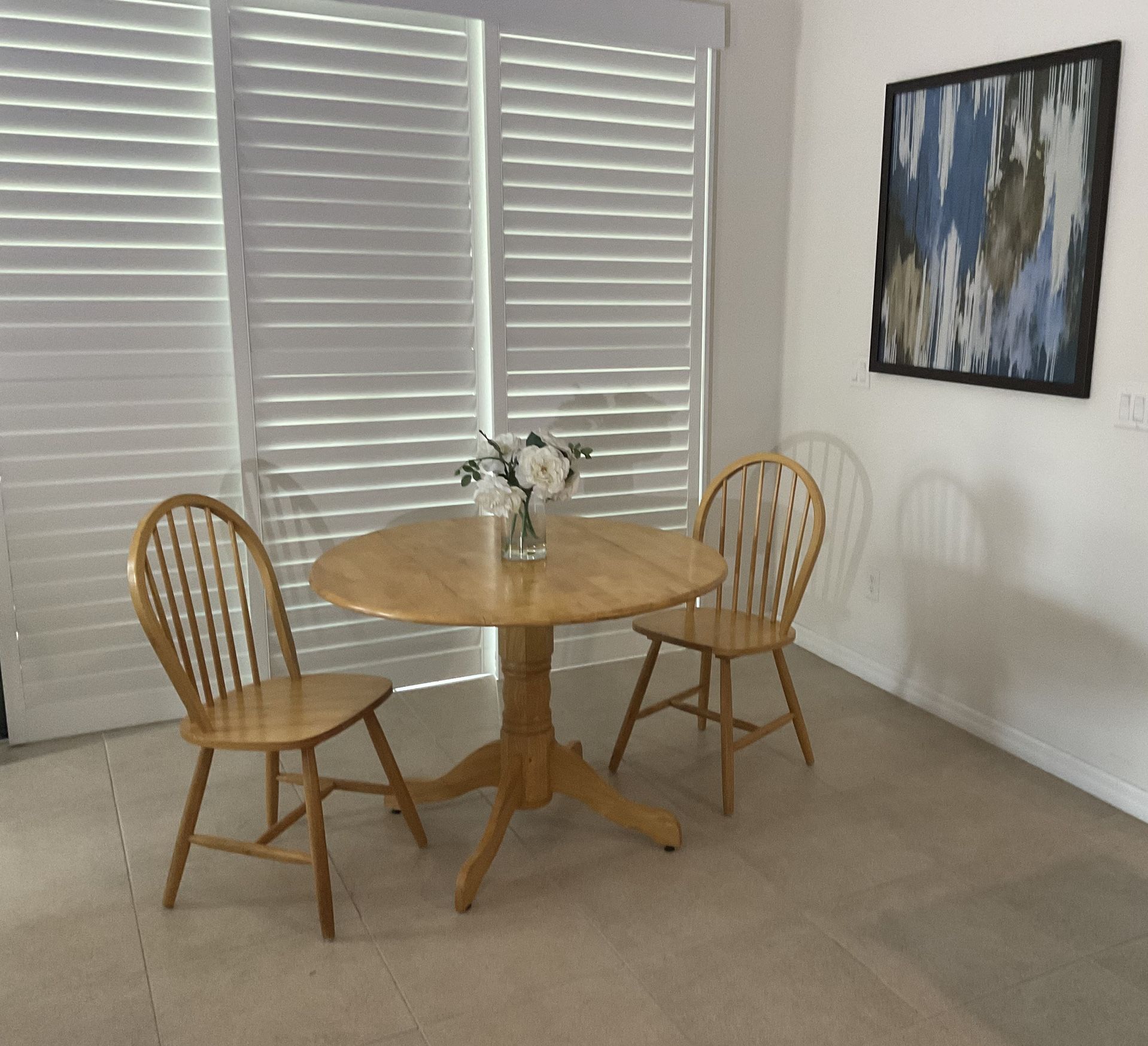 Dining table with 2 chairs