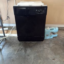 G&E Dishwasher 