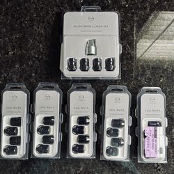 Mazda Black Lugs & Wheel Locks NIB