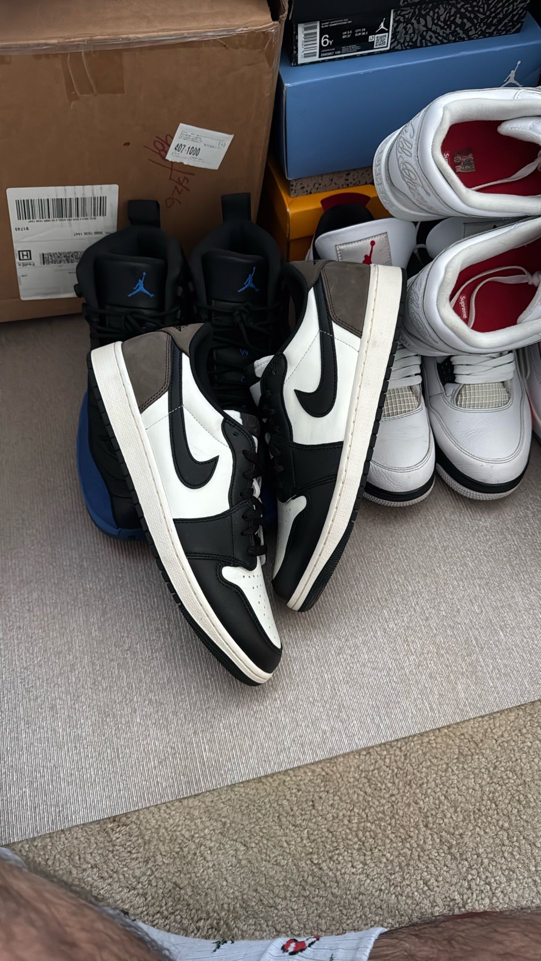 Jordan 1 Low “Mocha”