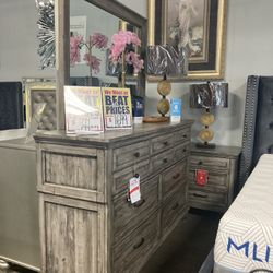 Dresser Mirror Nightstand 🧸☁️ $1,599