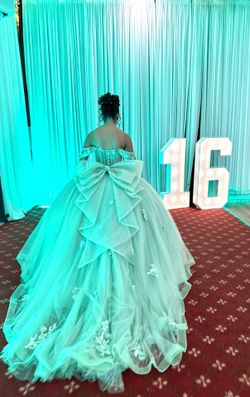 Sweet 16 Dress With Petticoat