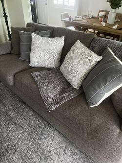 Sofa & Loveseat 