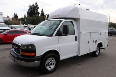 2013 GMC Savana Cutaway